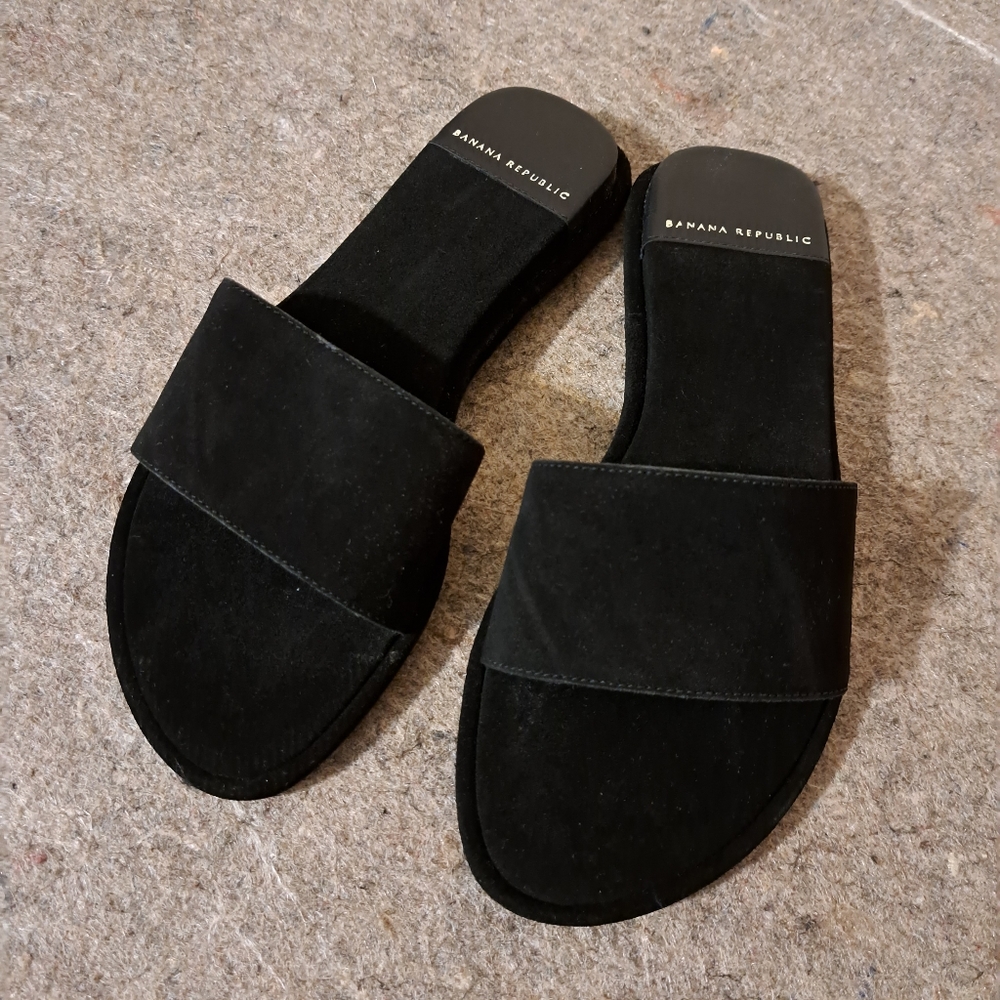 Banana Republic black slide sandals